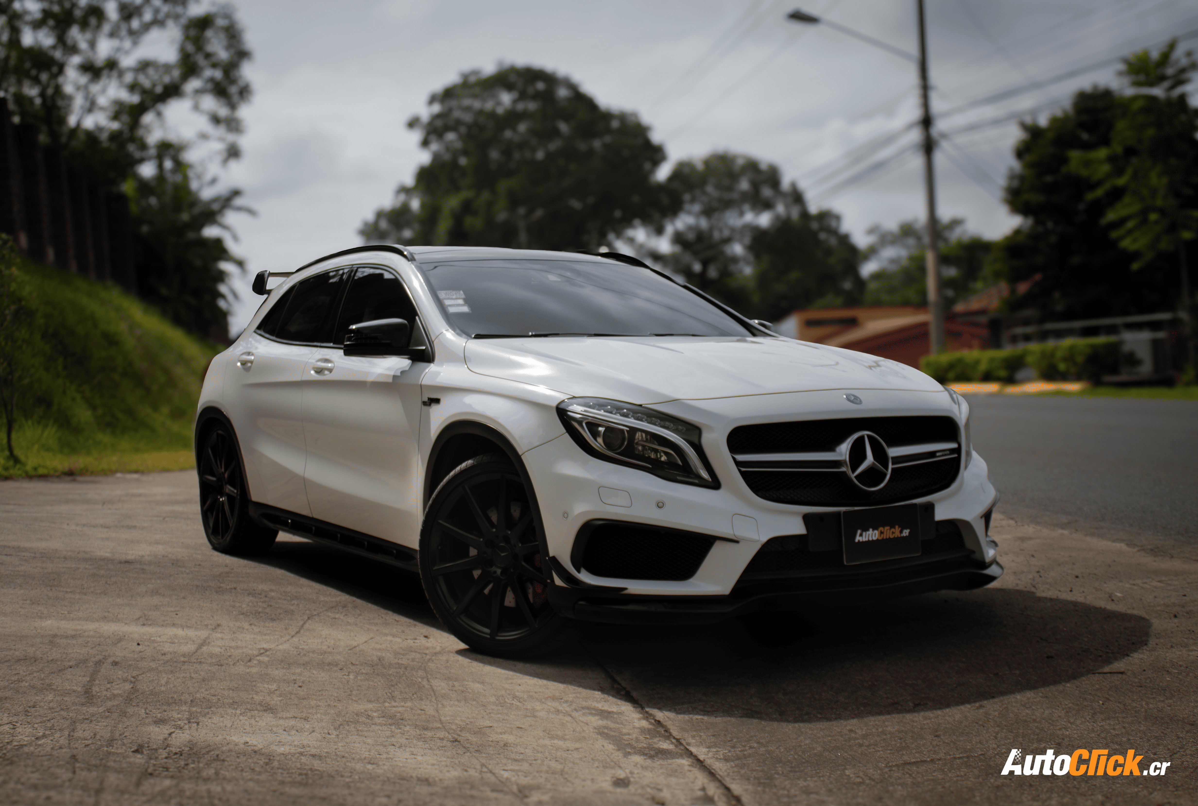 2015 Mercedes Benz Amg Gla 45 vista 3