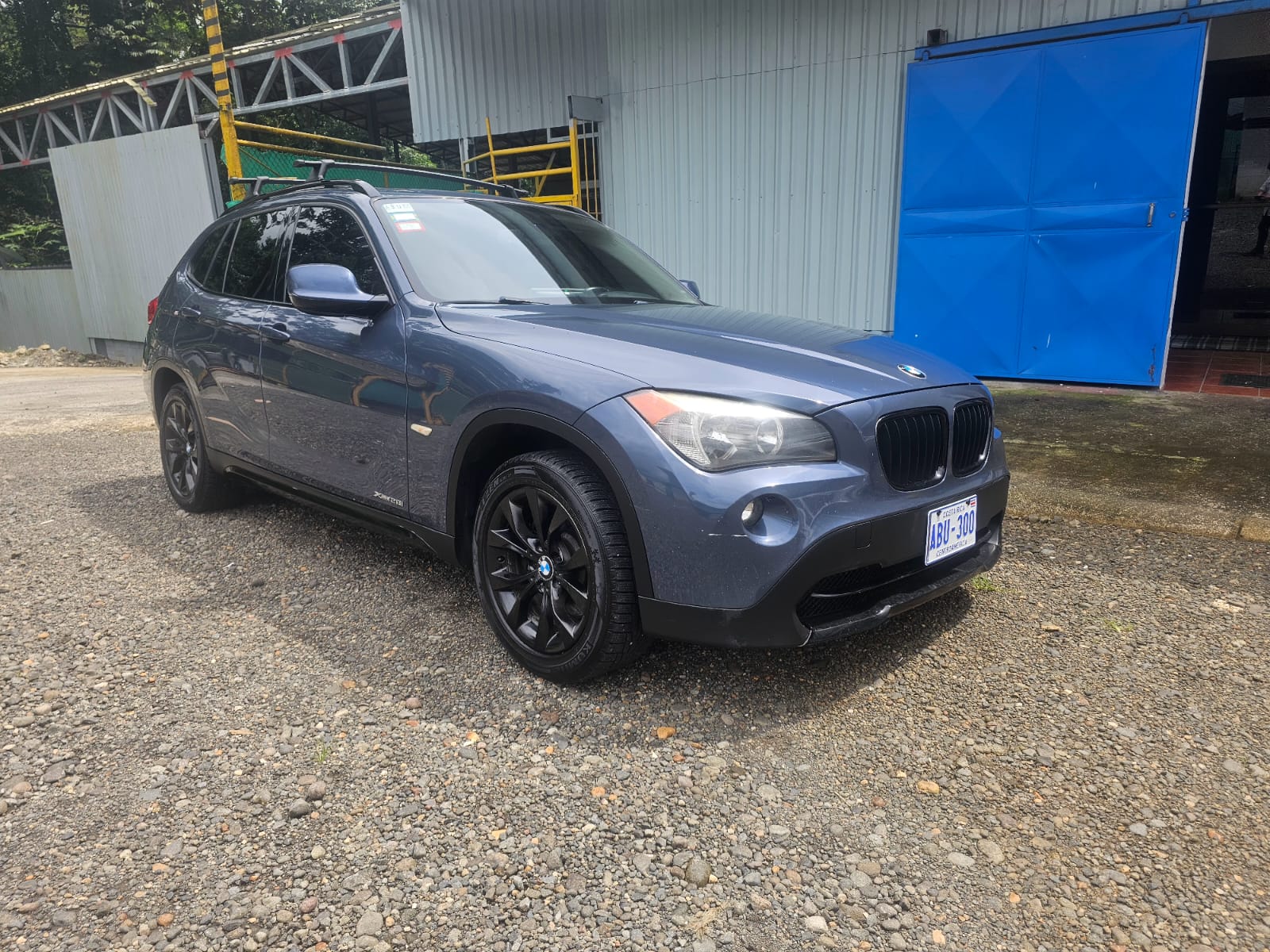 2012 Bmw X1 vista 4
