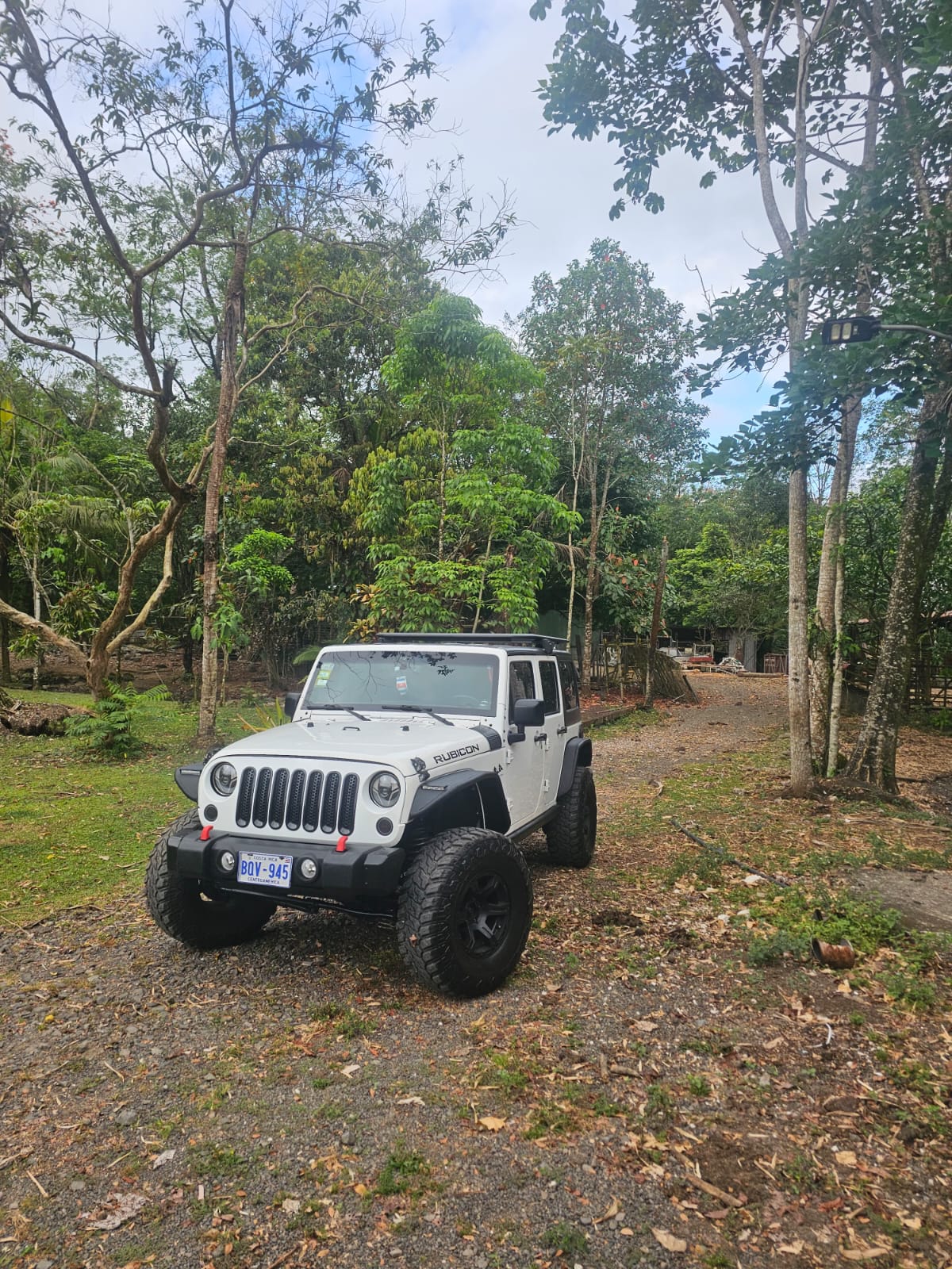 2015 Jeep Rubicon vista 2