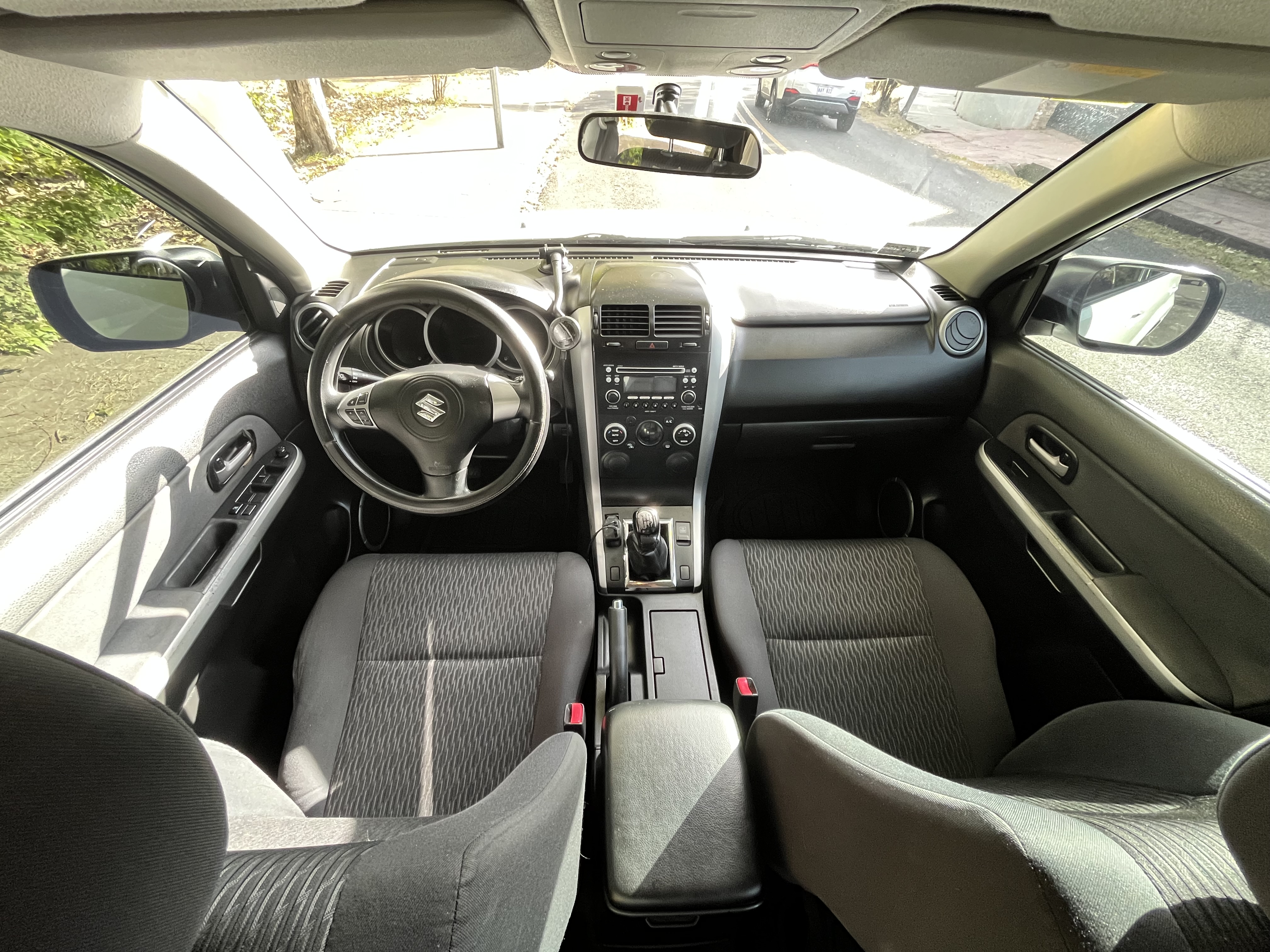 2014 Suzuki Vitara vista 2