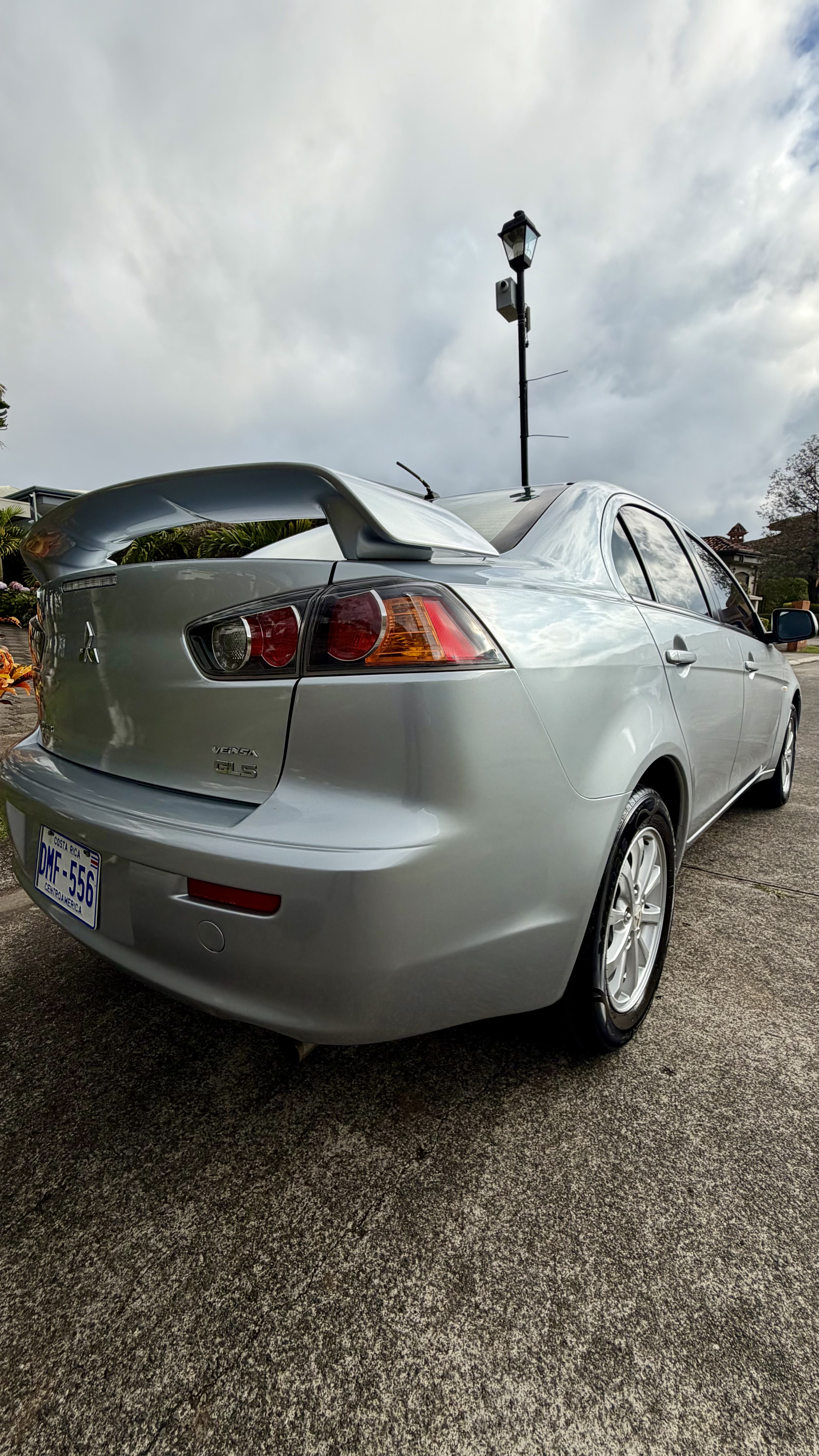 2013 Mitsubishi Mitsubishi Lancer vista 2
