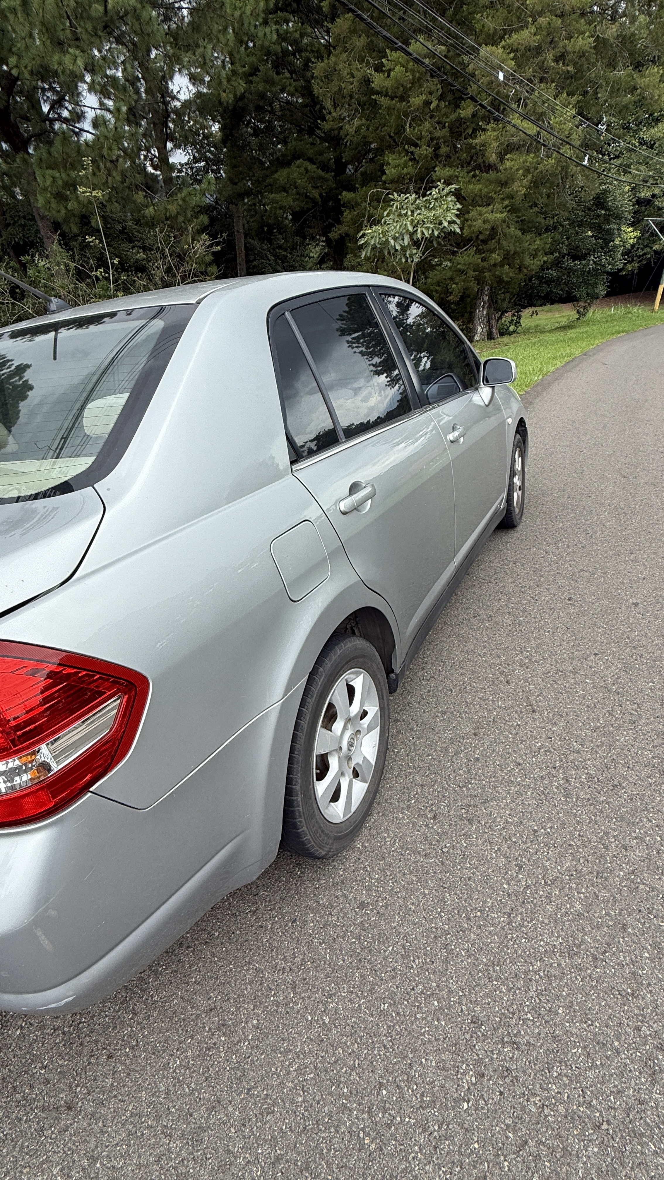 2008 Nissan Titan vista 4